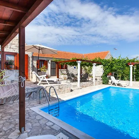 Countryside Family With Private Pool * Donje Selo na Šolti