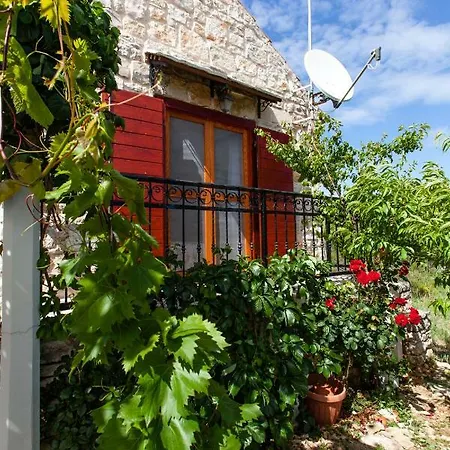 Countryside Family With Private Pool Donje Selo na Šolti