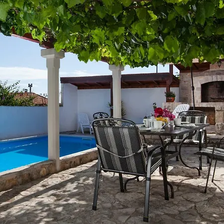 Countryside Family With Private Pool * Donje Selo na Šolti